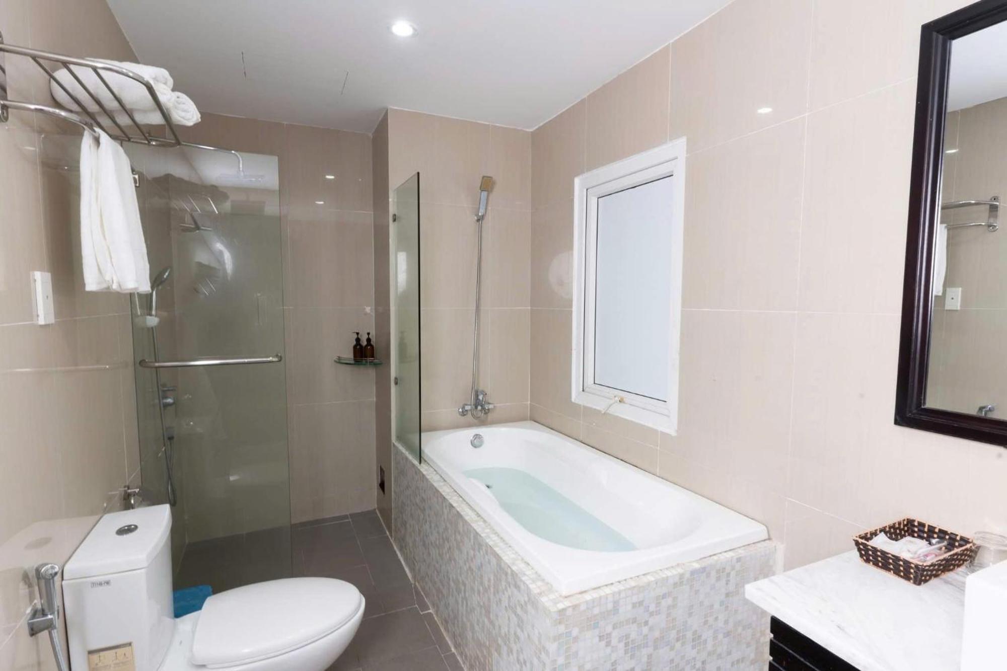 Queen Palace Sea View Hotel Ντα Νανγκ Εξωτερικό φωτογραφία